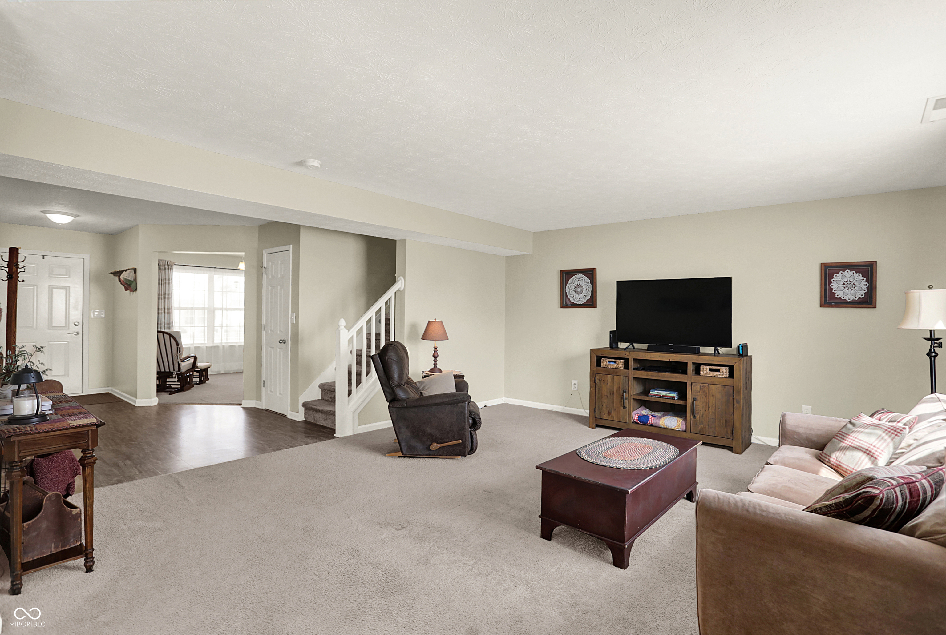 109 N Raymond Avenue