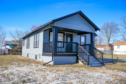 Photo of 1423 Fountain Street, Anderson, IN 46016 (MLS # 22091794)