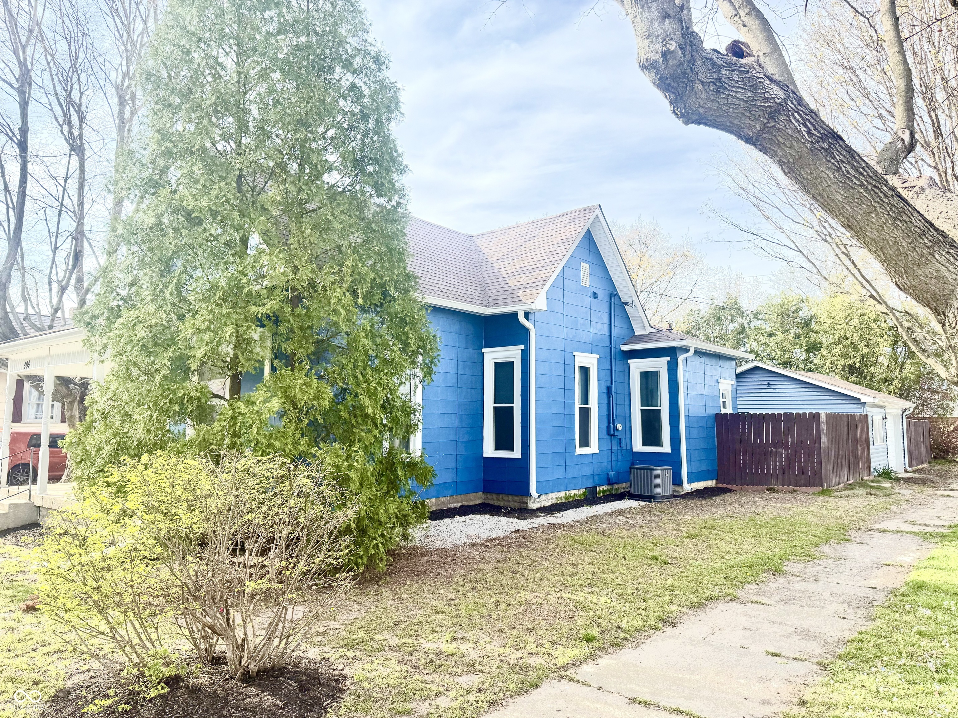 404 W Green Street
