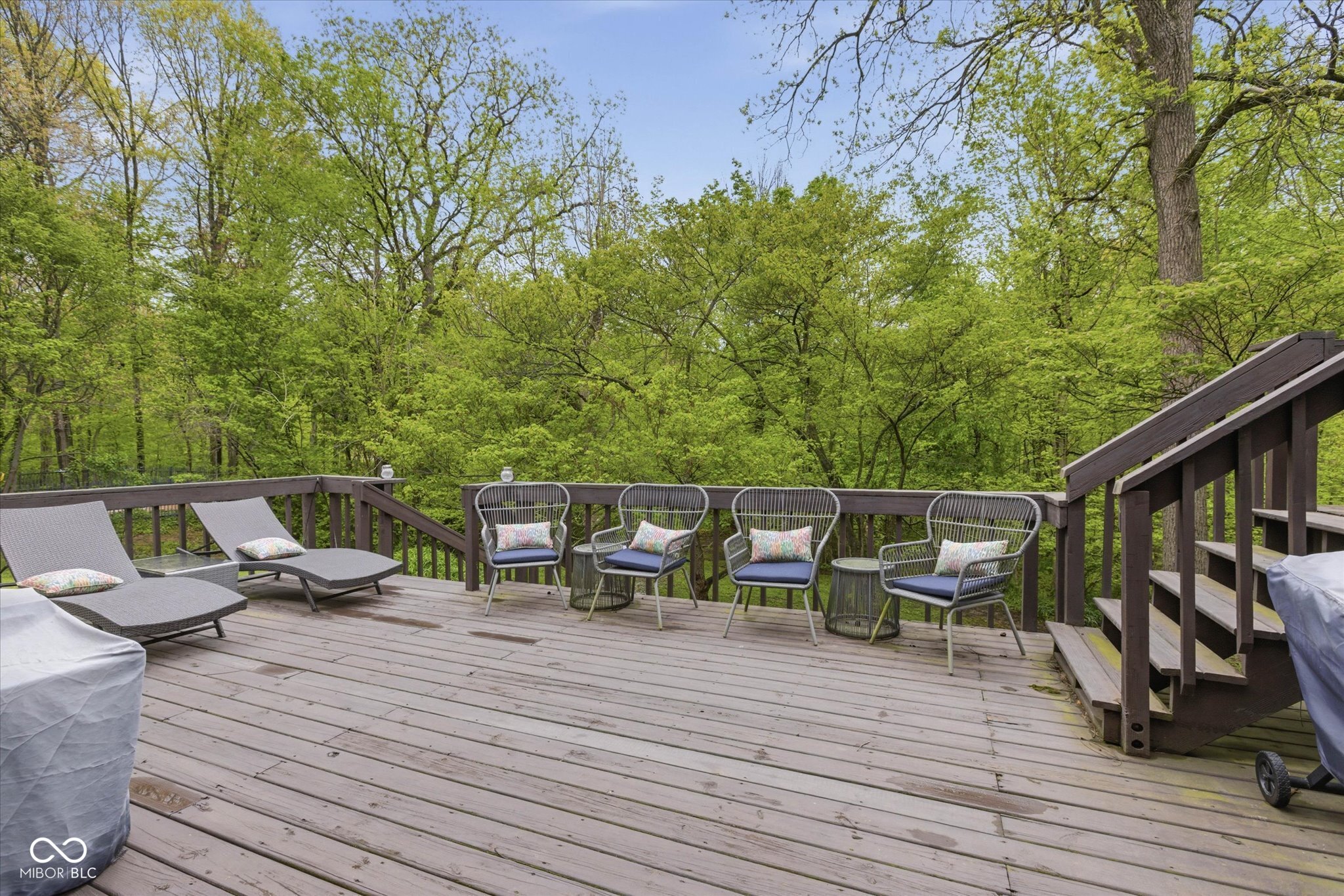 1353 Bur Oak Court
