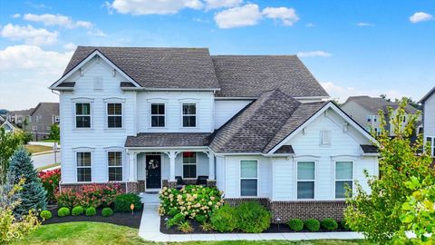 18998 Stonebluff Lane Noblesville IN 46062