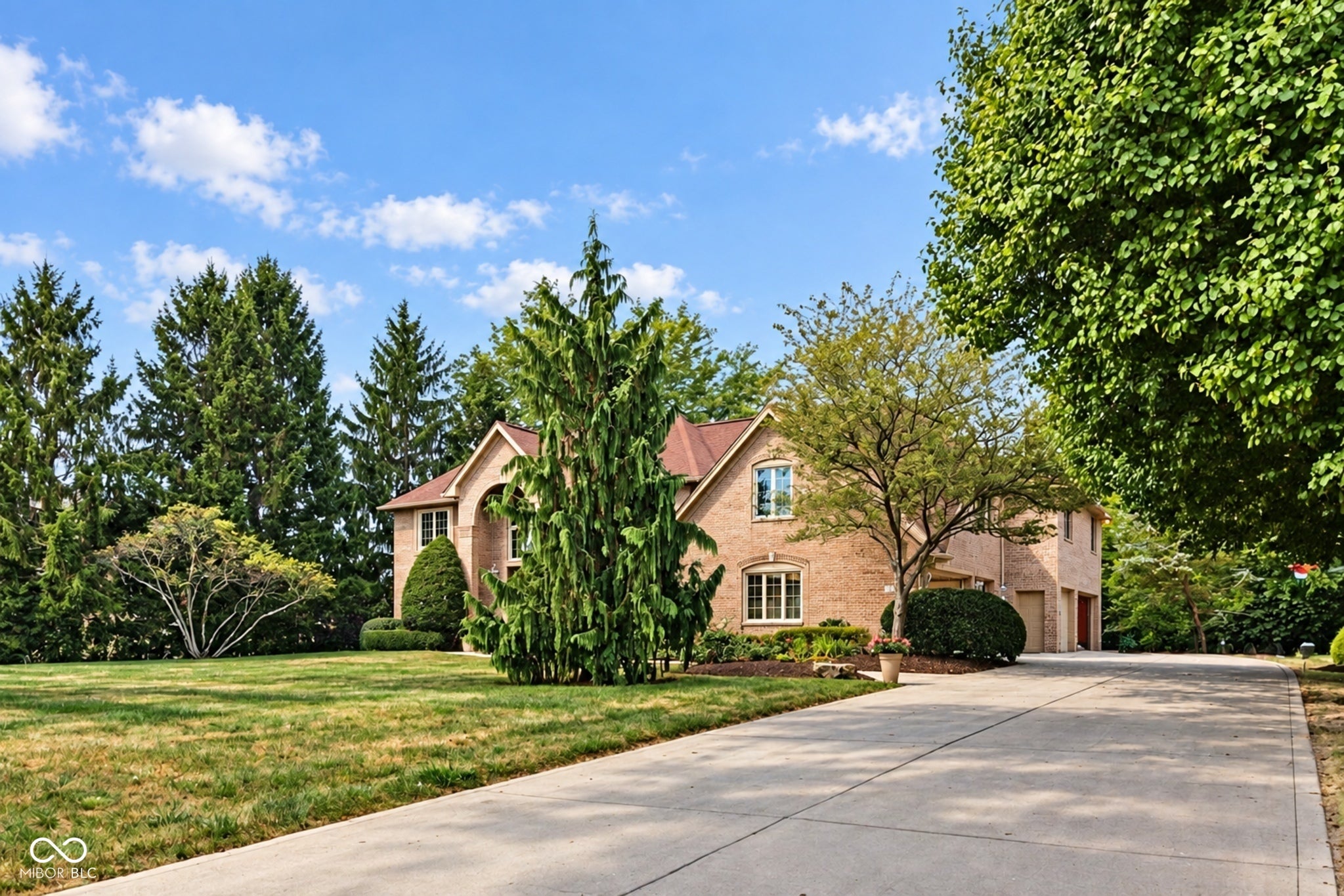 7437 W Banton Circle