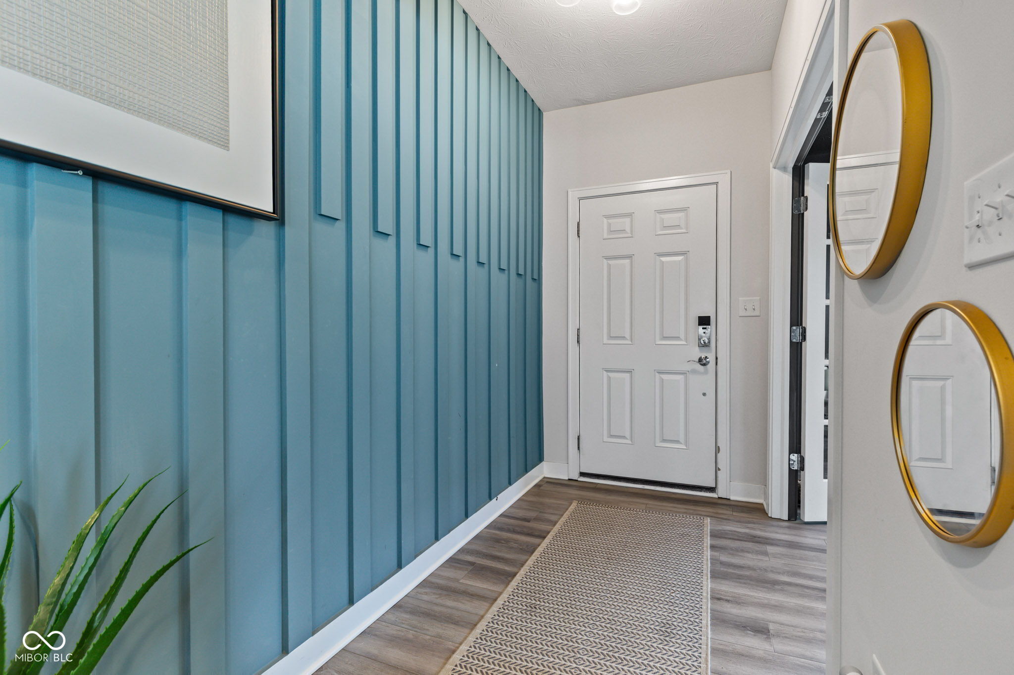 9426 Orchard Cove Drive