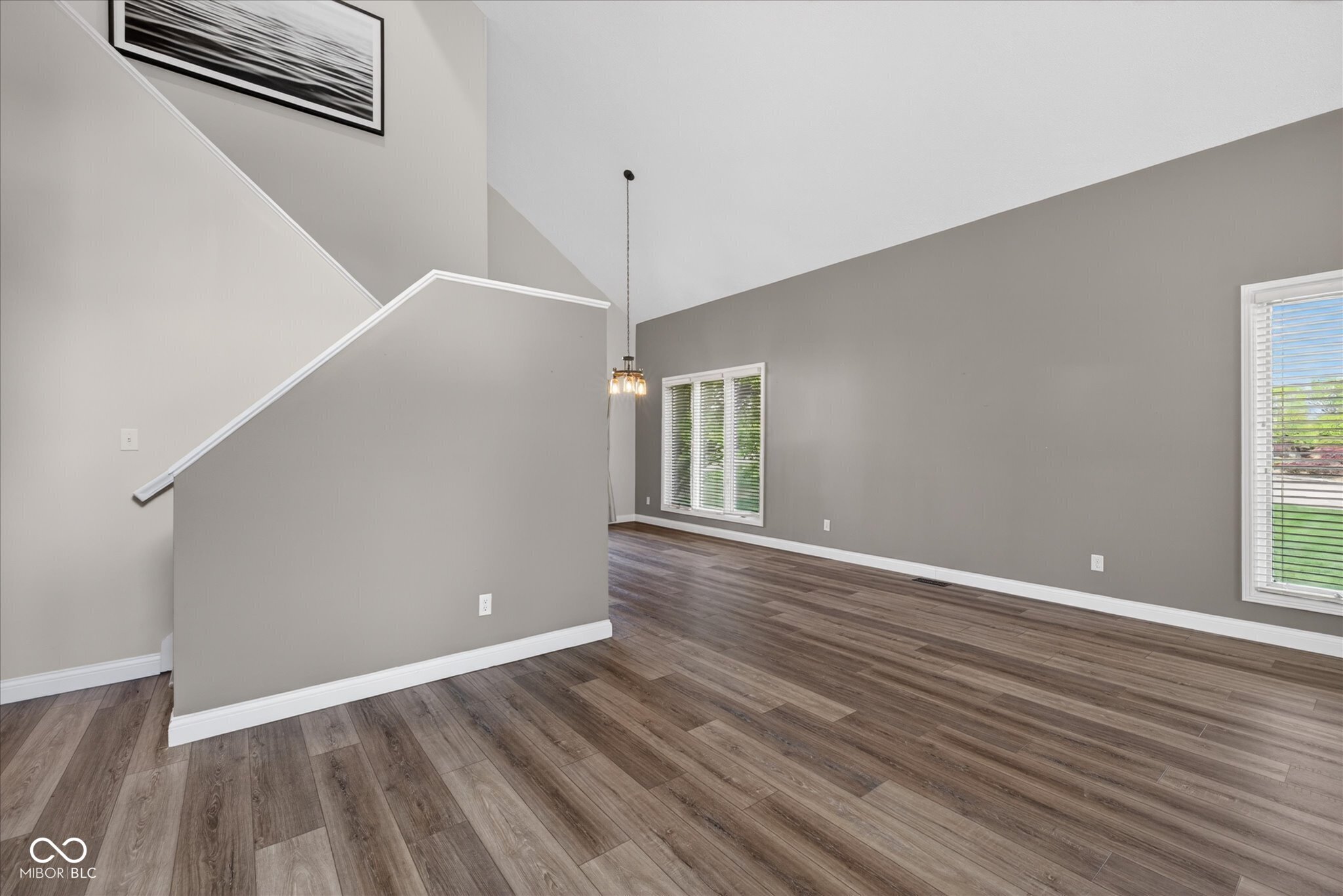 9103 Front 9 Drive