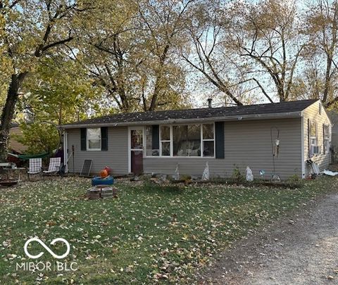 Photo of 809 E Dunn Avenue, Muncie, IN 47303 (MLS # 22072305)