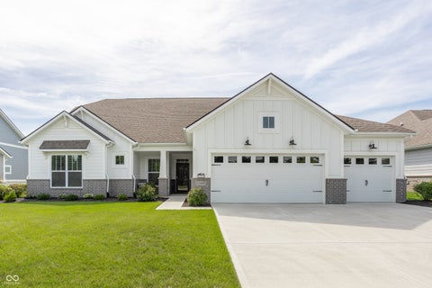 Photo of 11485 Flynn Place, Noblesville, IN 46060 (MLS # 22093659)
