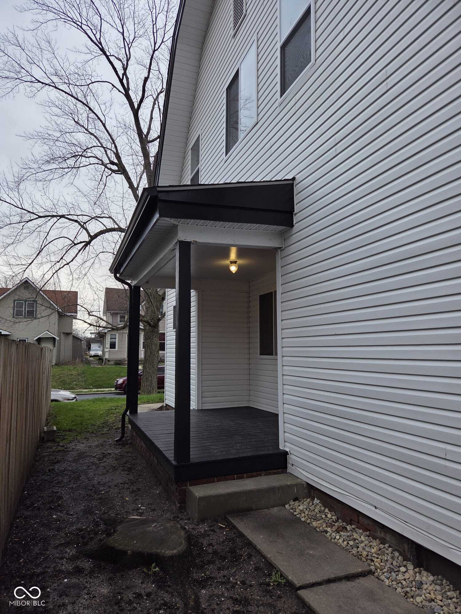 2021 Fletcher Street