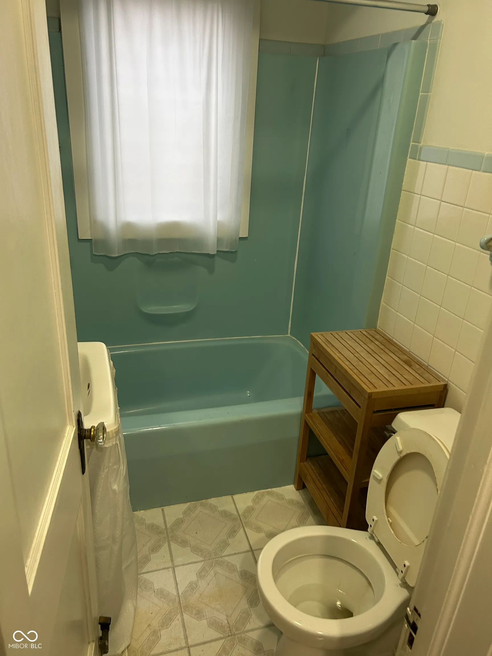 Anderson, Indiana 46012, United States, 2 Bedrooms Bedrooms, ,1 BathroomBathrooms,Residential,Active,254609