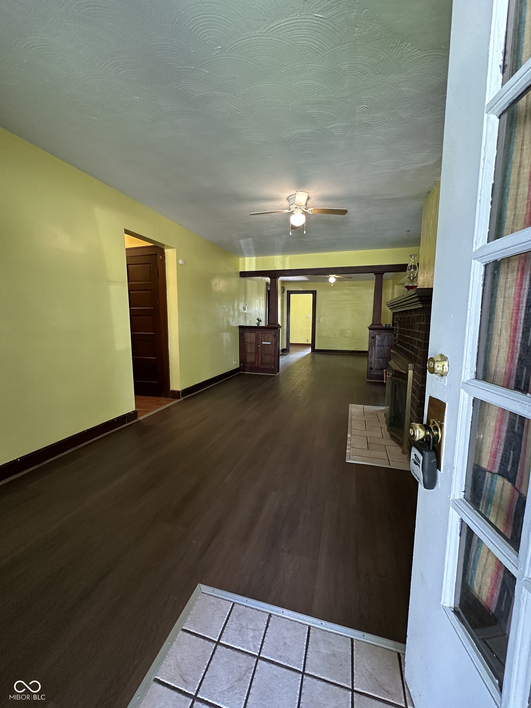 555 Woodrow Avenue