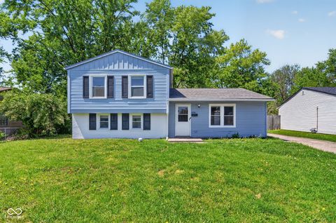 Photo of 4514 N Kitley Avenue, Indianapolis, IN 46226 (MLS # 22097330)