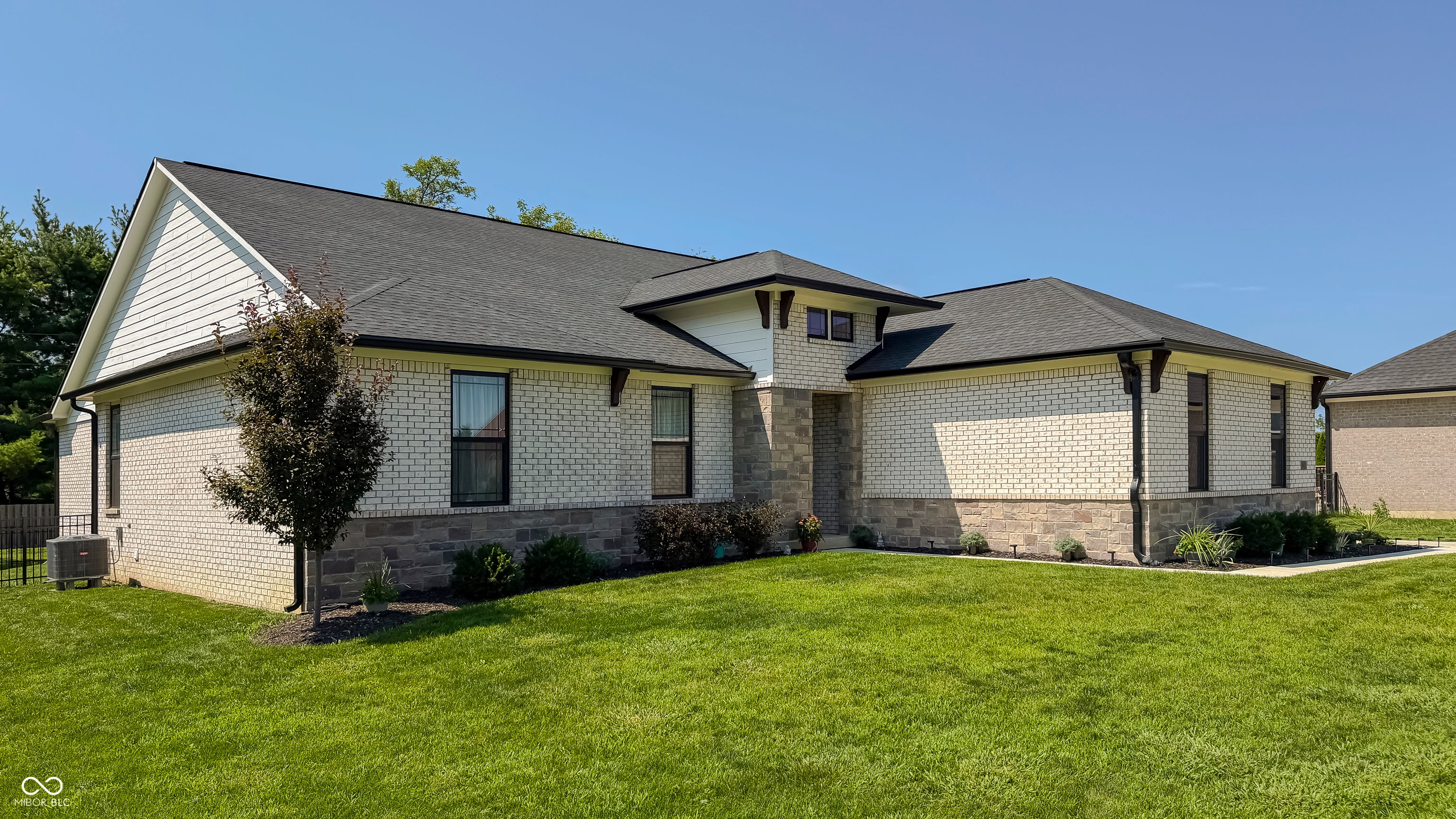 110 Saundra Drive