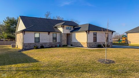 110 Saundra Drive Fortville IN 46040