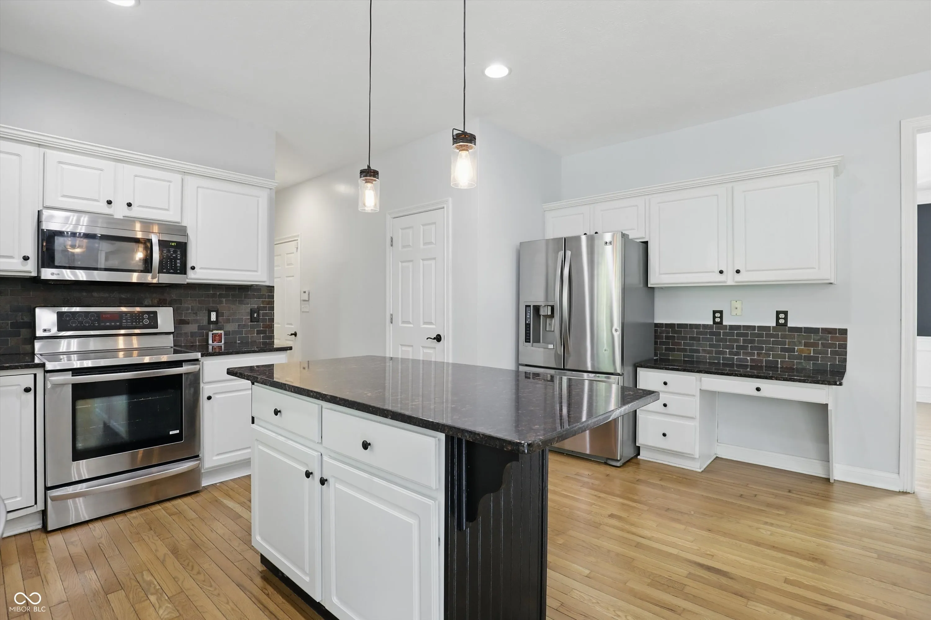 Fishers, Indiana 46037, United States, 4 Bedrooms Bedrooms, ,3 BathroomsBathrooms,Residential,Active,147016