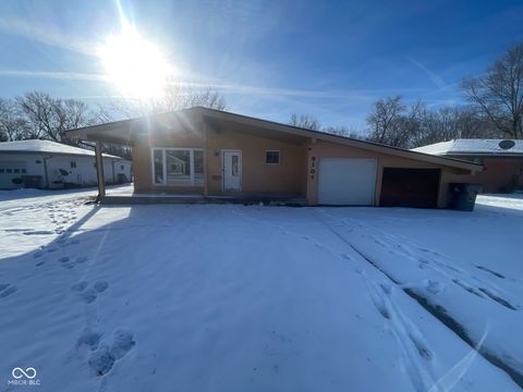 Photo of 9101 E 13th Street, Indianapolis, IN 46229 (MLS # 22077418)