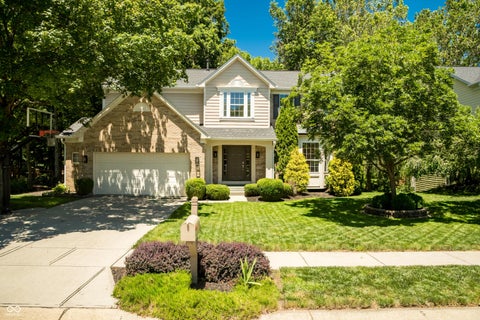 Photo of 8508 Weaver Woods PL, Fishers, IN 46038 (MLS # 22108248)