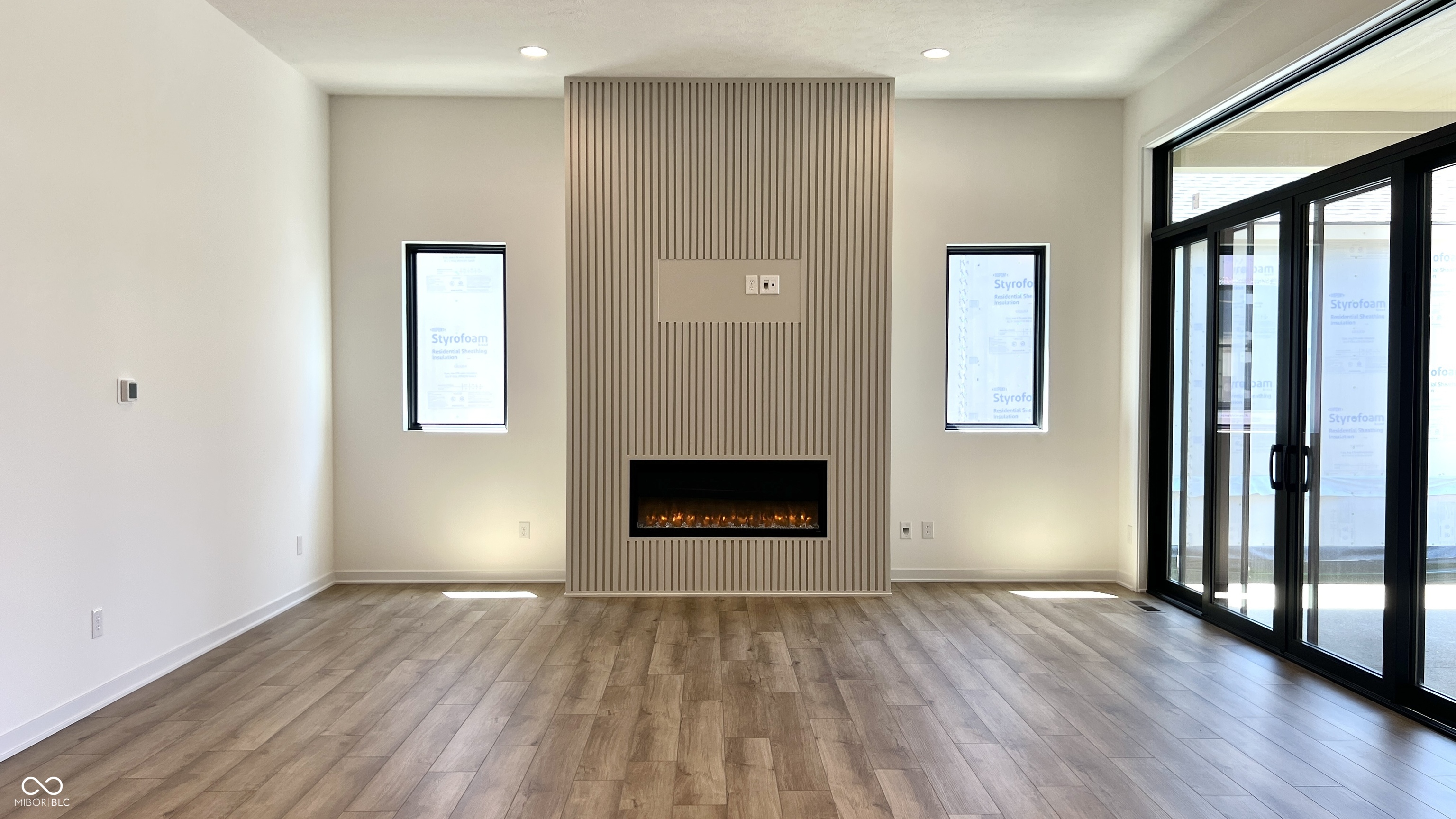 17300 Newton Main Street