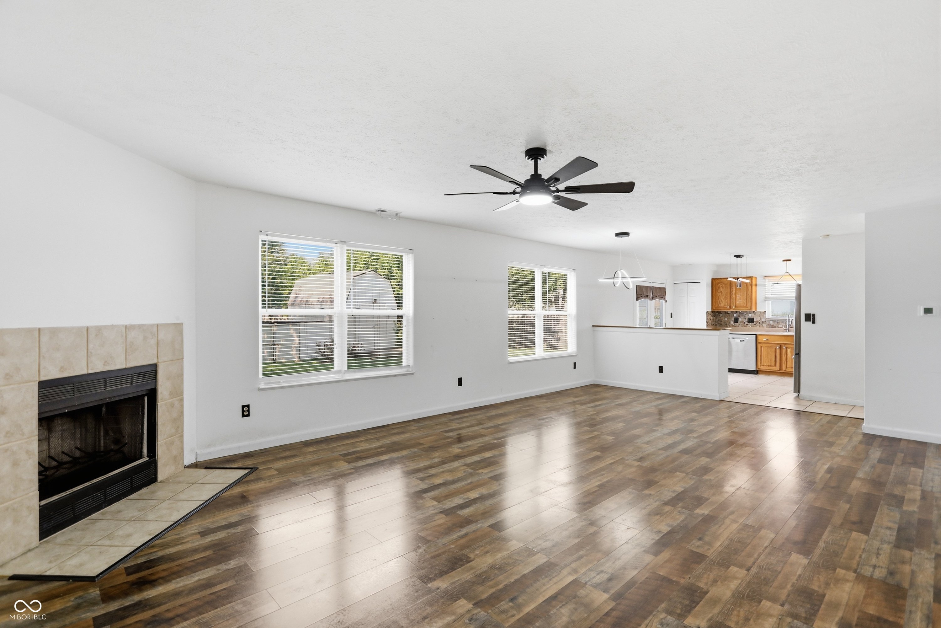 1124 Pebble Court
