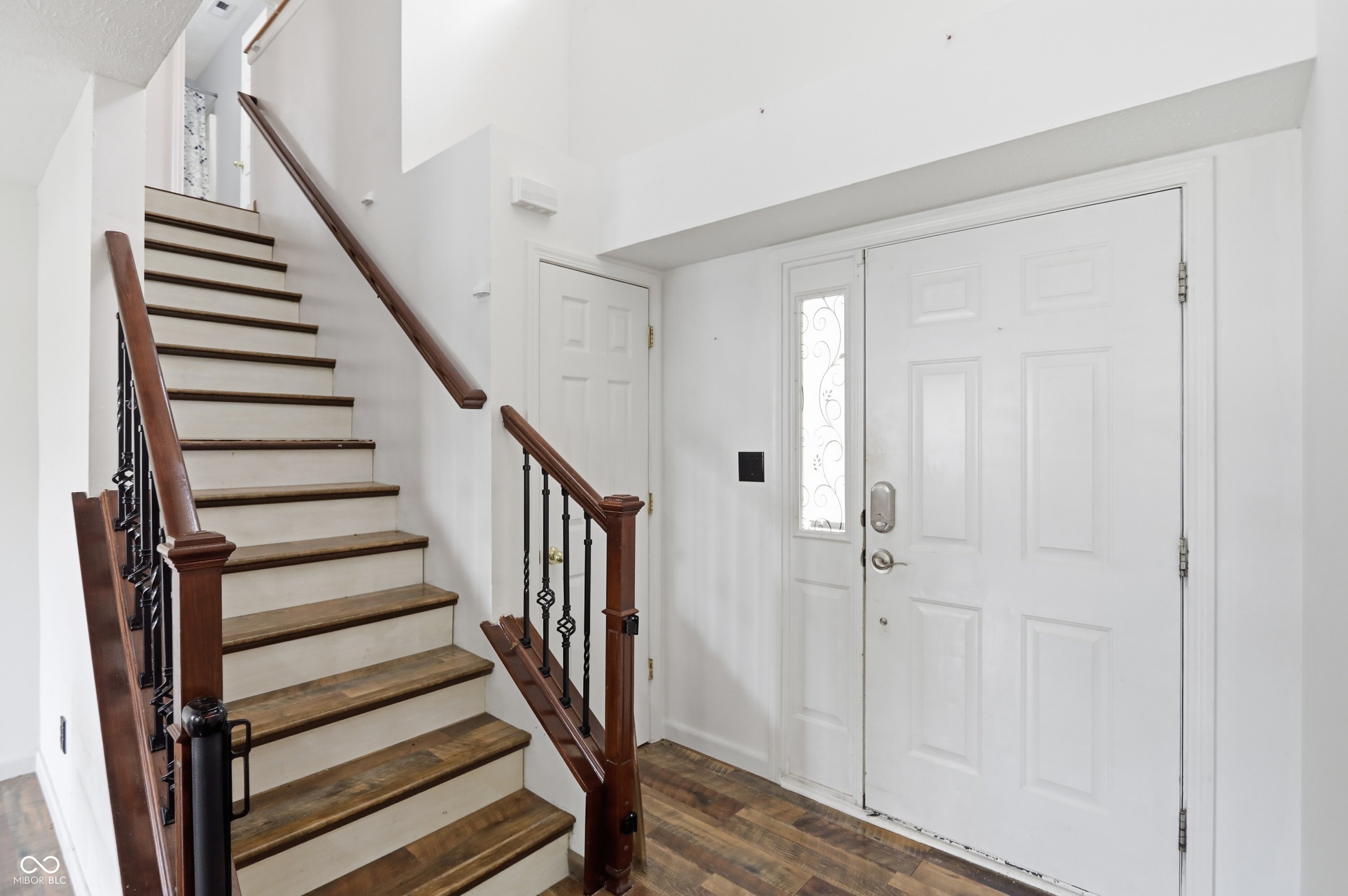 1124 Pebble Court