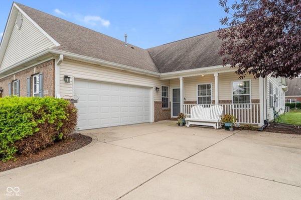 1193 FANTAIL DR, GREENWOOD, IN 46143 - Image 77688b39f838b6b6c878db40bc792ad8/2846007770