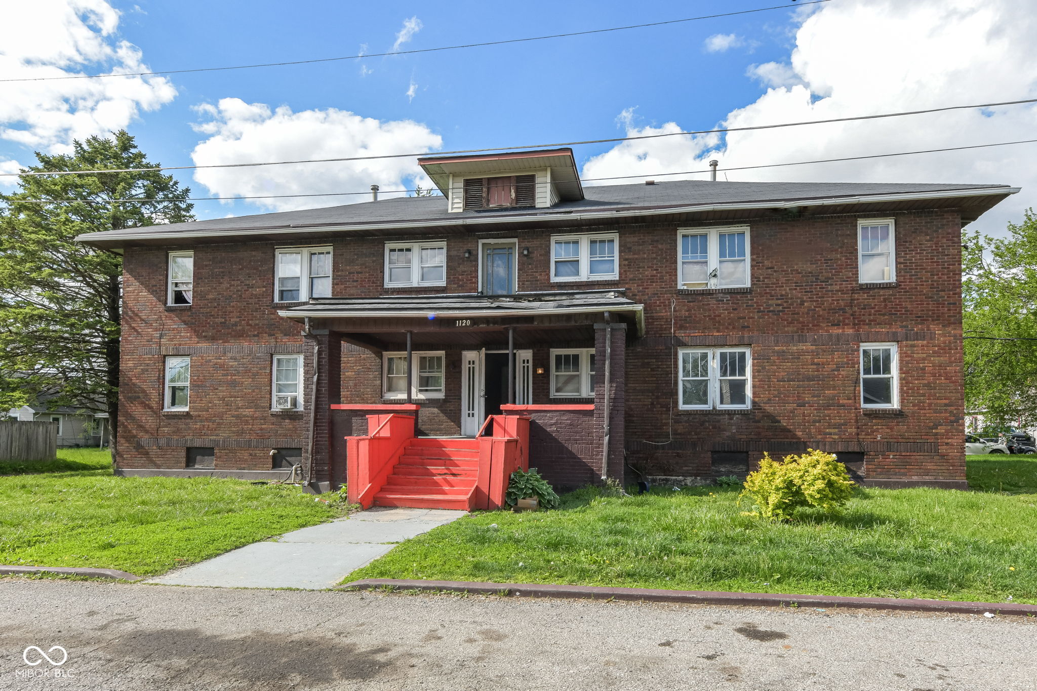 1120 E 30th Street