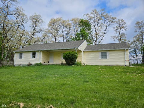 Photo for 6243 E County Road 600 N