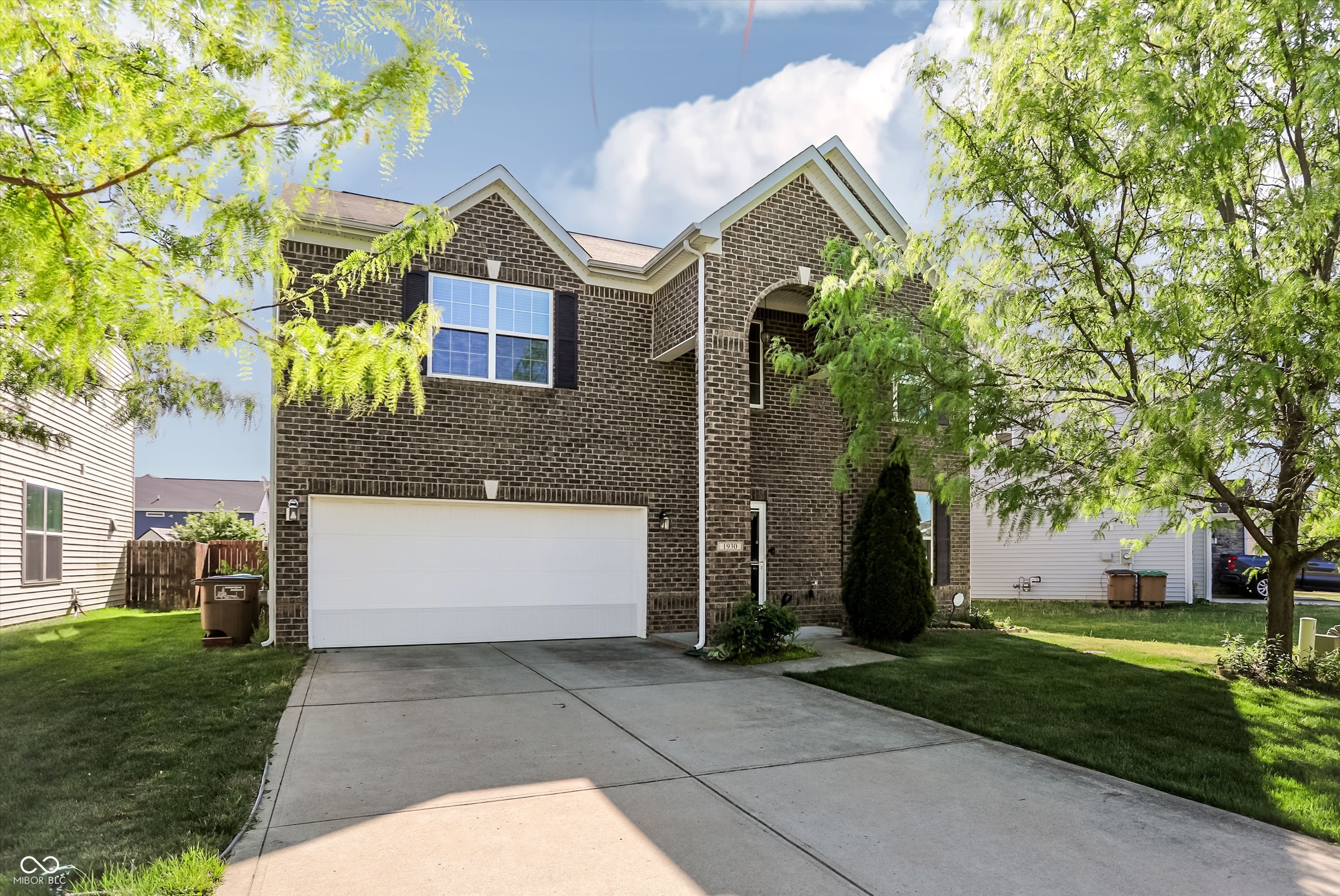 1930 Lakecrest Drive