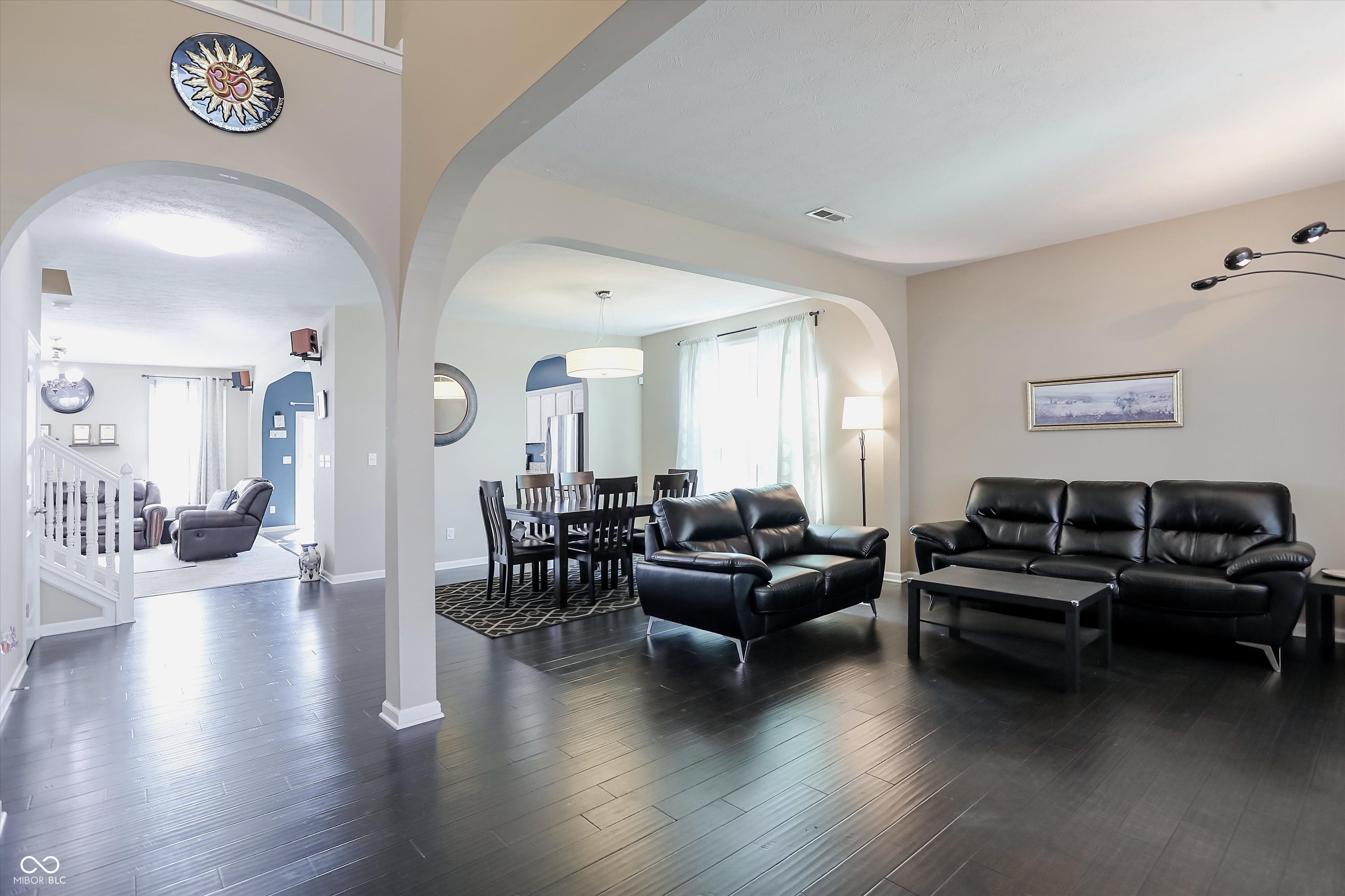 1930 Lakecrest Drive