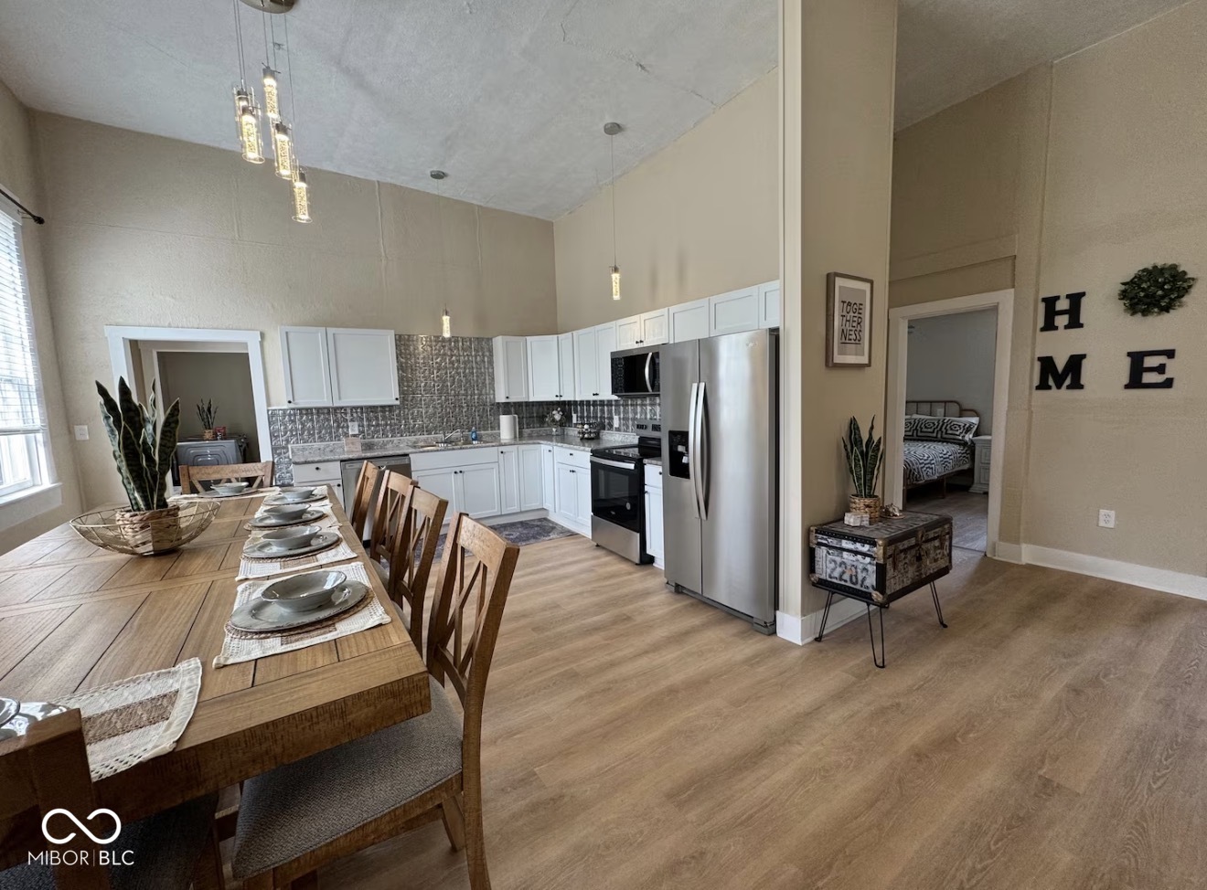 3994 E State Road 32