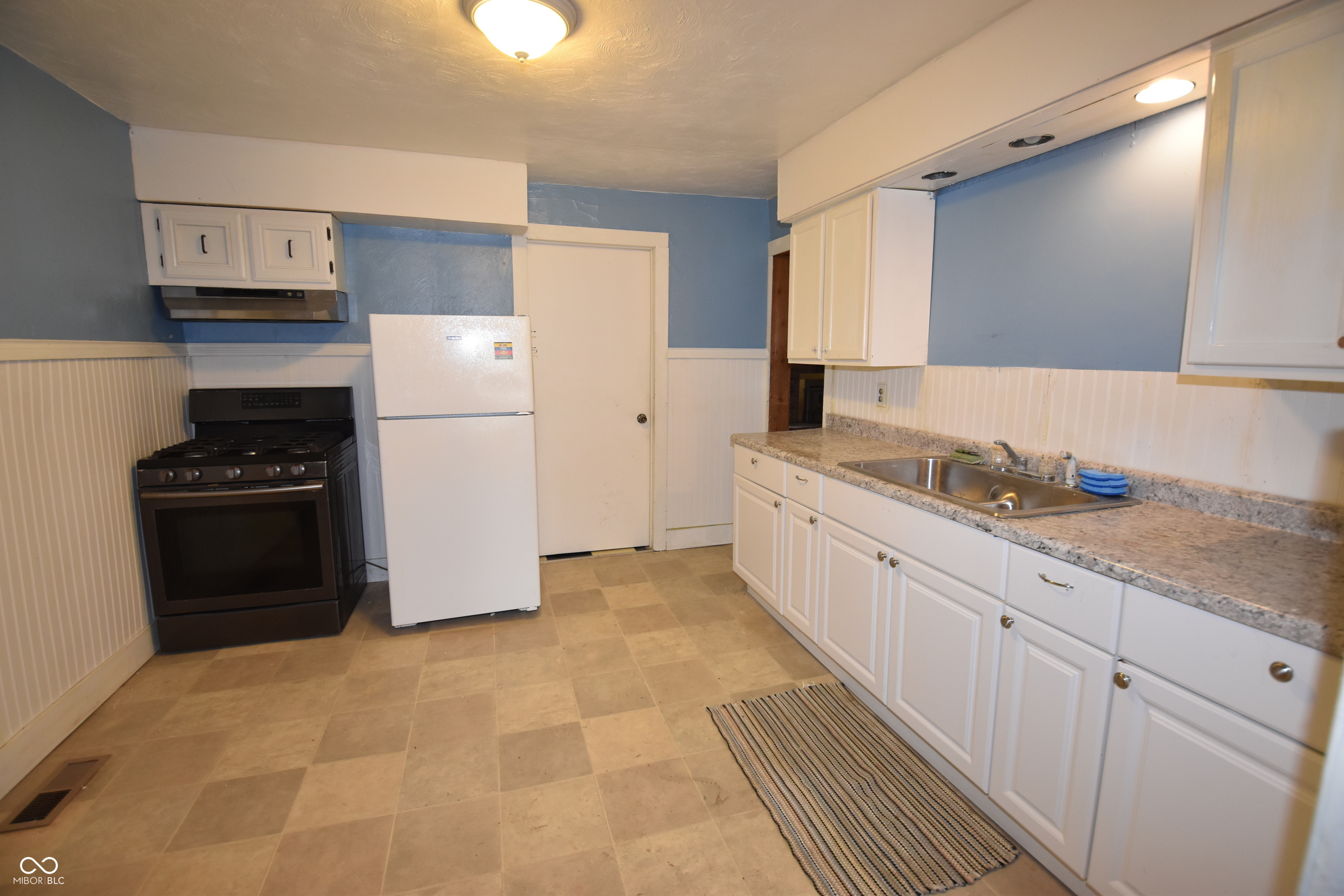 215 Eikenberry Street