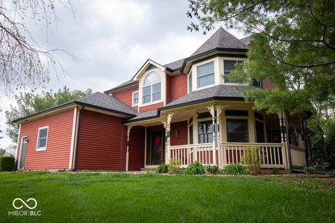 Photo of 1908 Windemere Drive, Greencastle, IN 46135 (MLS # 22096100)