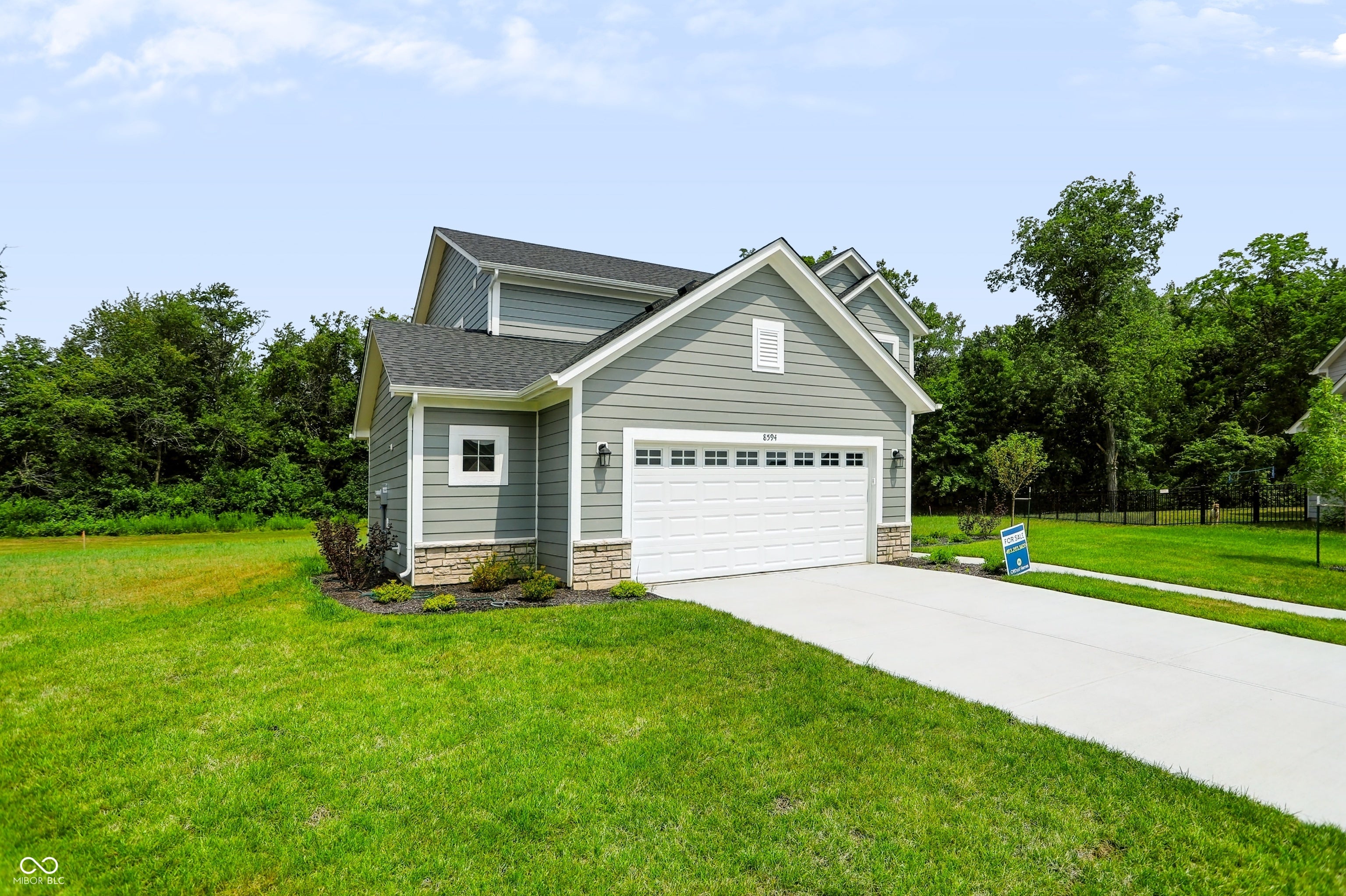 8594 Meadowlands Court
