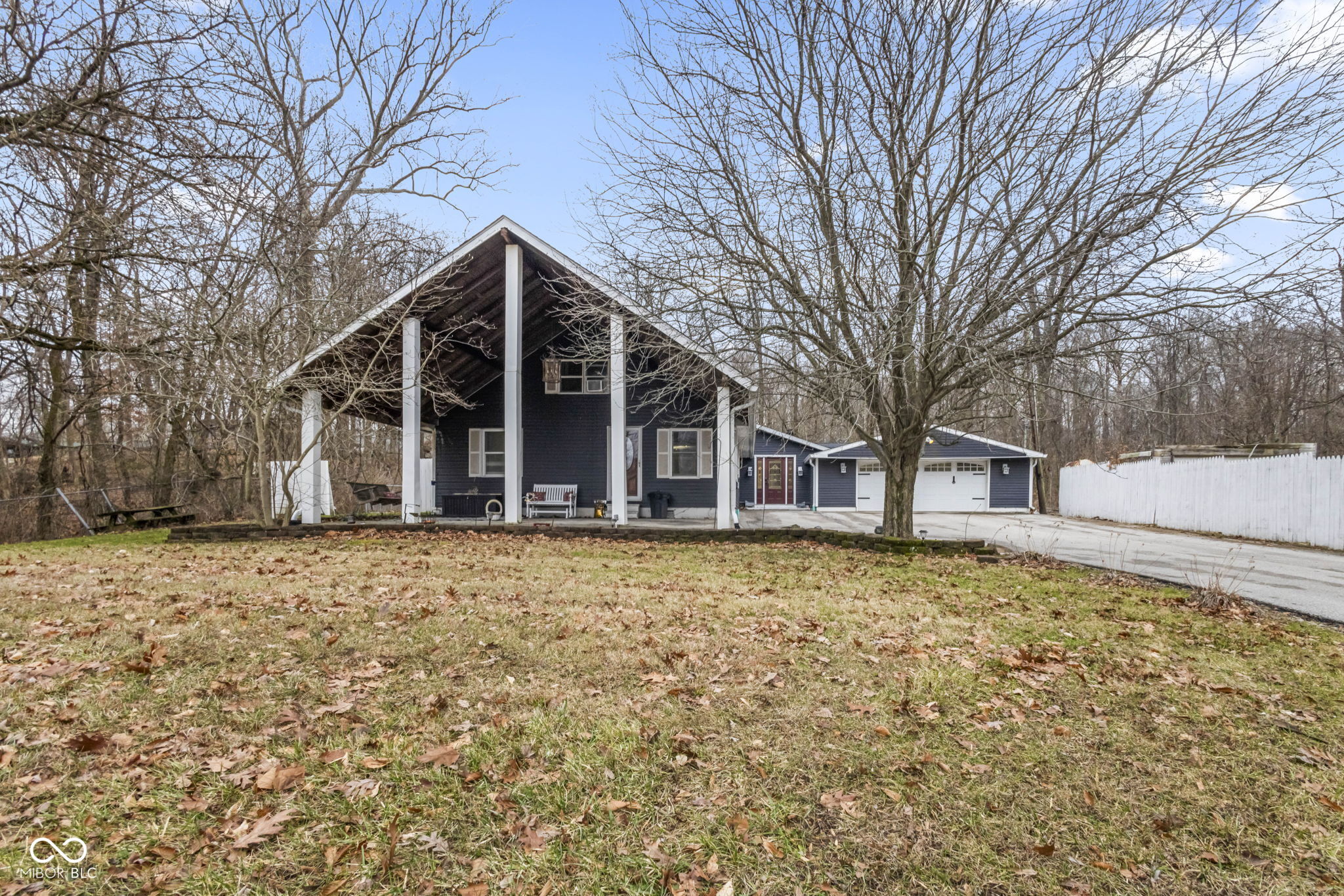 1446 W State Highway 46