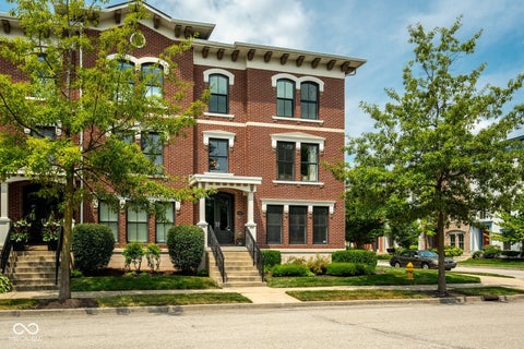 Photo of 12816 Ashworth Street, Carmel, IN 46032 (MLS # 22110642)