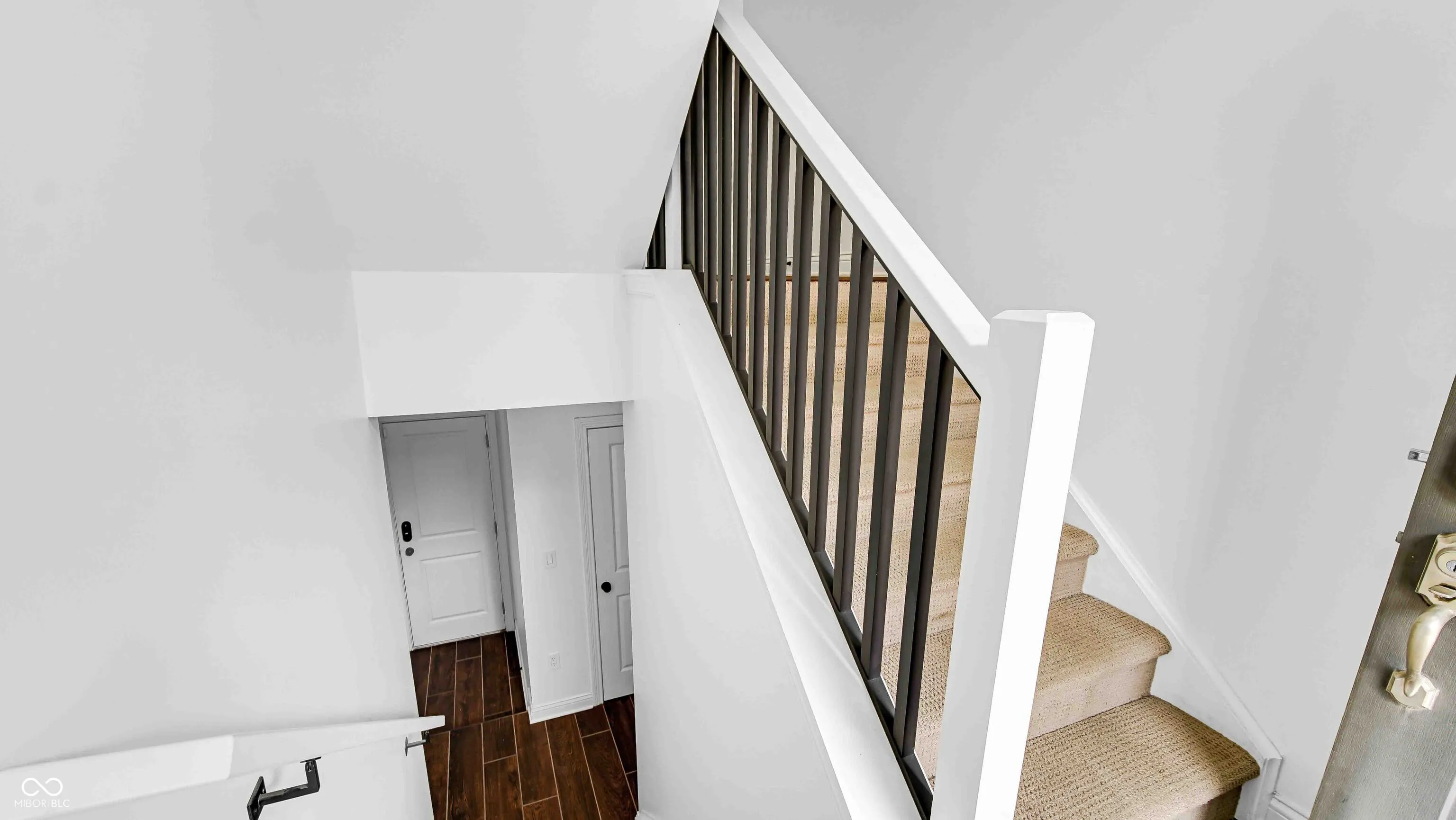 Indianapolis, Indiana 46202, United States, 3 Bedrooms Bedrooms, ,3 BathroomsBathrooms,Residential,Pending,49921