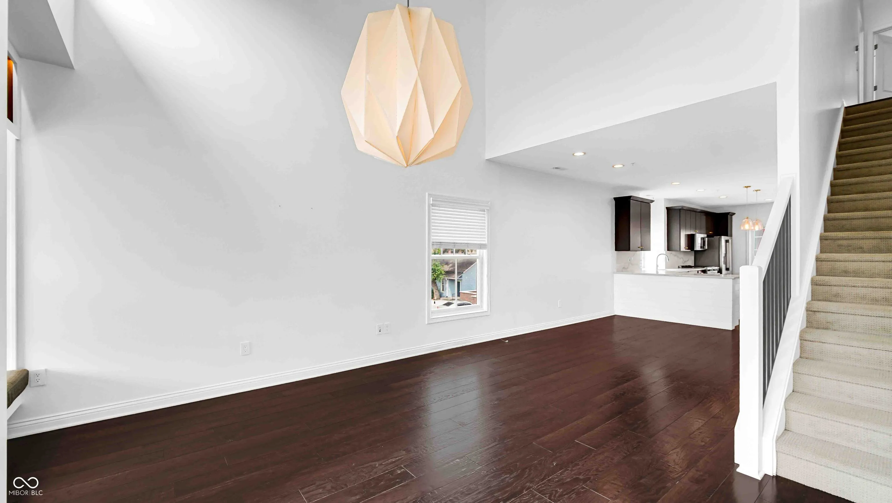 Indianapolis, Indiana 46202, United States, 3 Bedrooms Bedrooms, ,3 BathroomsBathrooms,Residential,Pending,49921