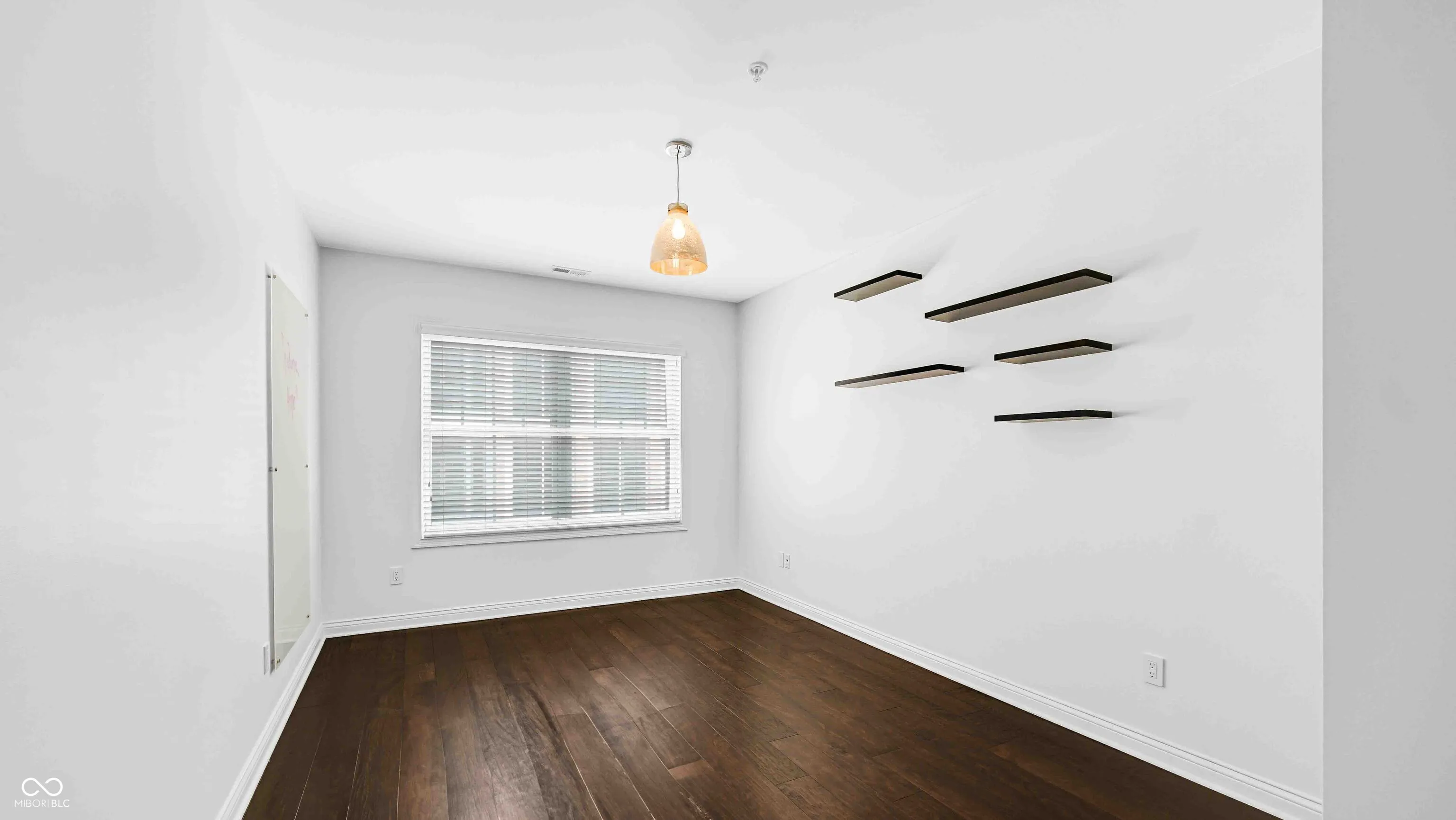 Indianapolis, Indiana 46202, United States, 3 Bedrooms Bedrooms, ,3 BathroomsBathrooms,Residential,Pending,49921