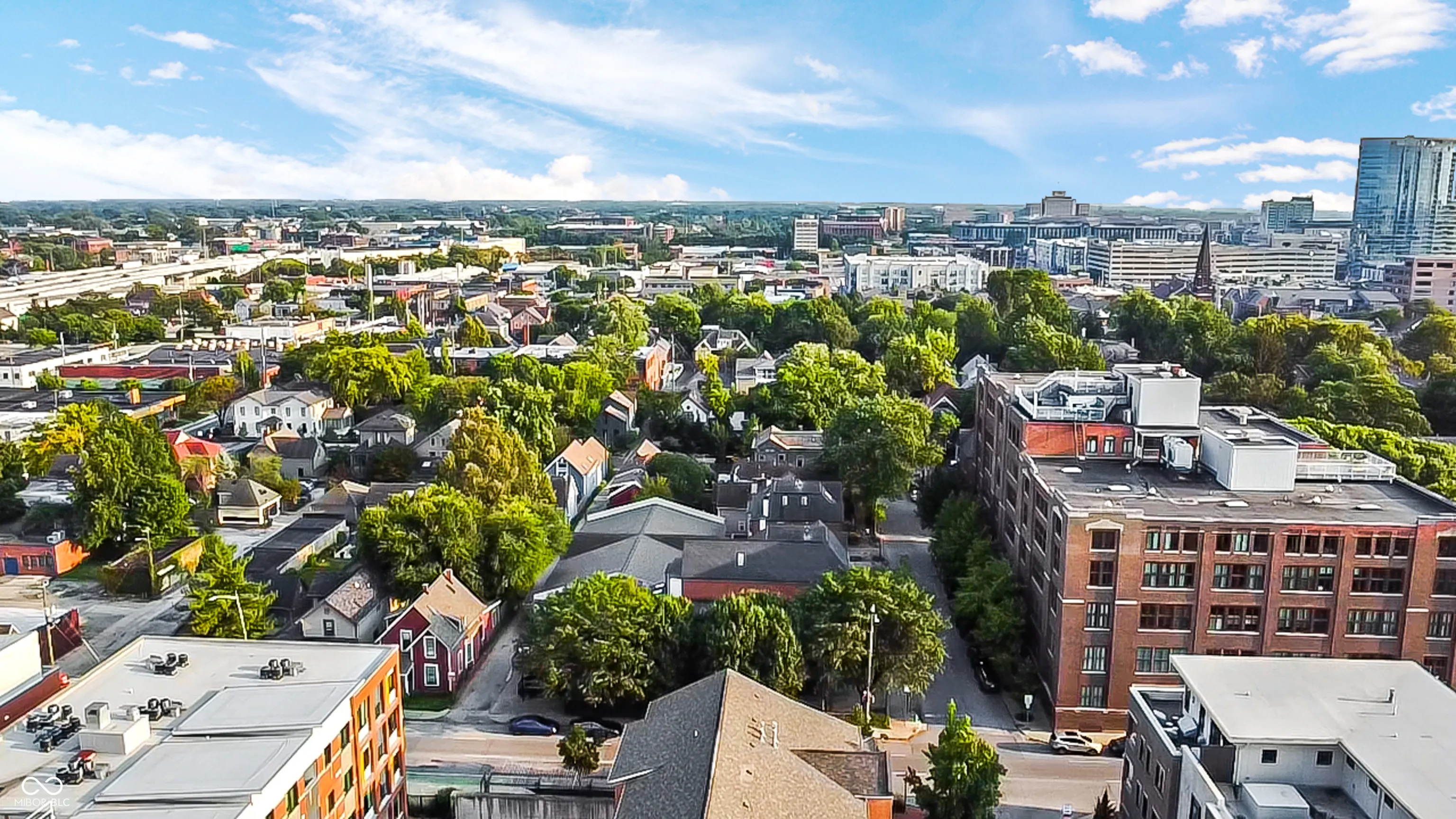 Indianapolis, Indiana 46202, United States, 3 Bedrooms Bedrooms, ,3 BathroomsBathrooms,Residential,Pending,49921