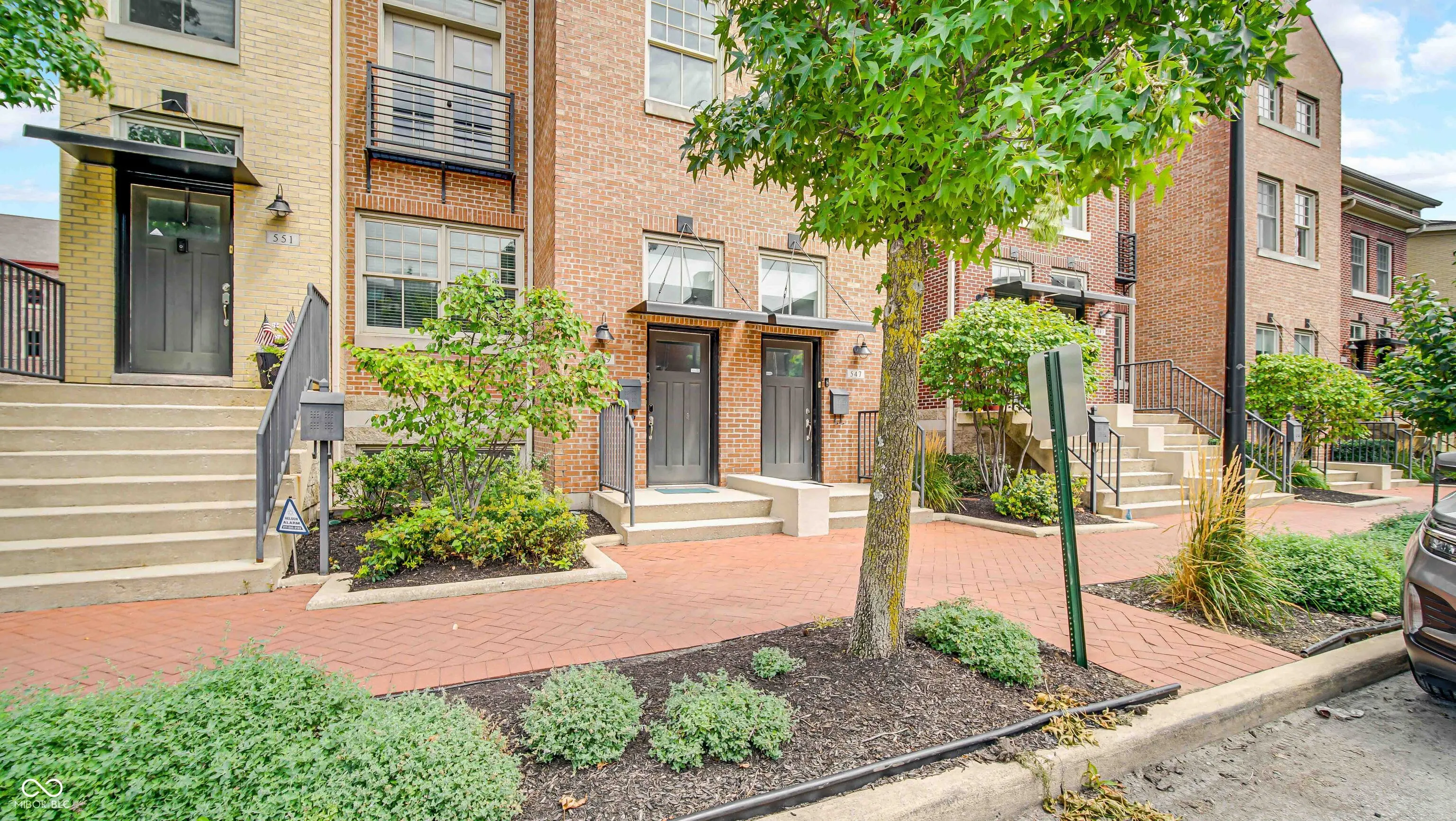 Indianapolis, Indiana 46202, United States, 3 Bedrooms Bedrooms, ,3 BathroomsBathrooms,Residential,Pending,49921