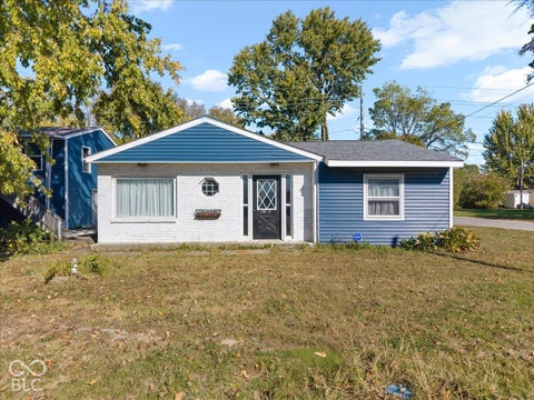 Photo of 2008 W State Road 32, Westfield, IN 46074 (MLS # 22132726)
