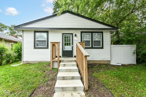 Photo of 133 S Sheridan Avenue, Indianapolis, IN 46219 (MLS # 22104076)