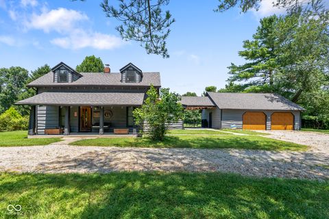 Photo of 1534 Hornettown Road, Morgantown, IN 46160 (MLS # 22114197)