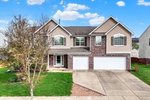 Photo of 19304 Searay Drive, Noblesville, IN 46060 (MLS # 22090617)