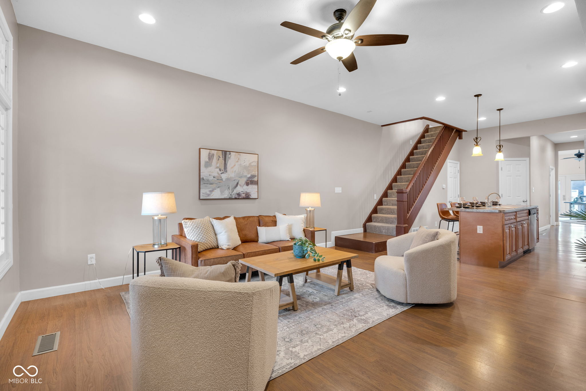 1437-1439 Woodlawn Avenue