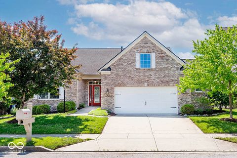 Photo of 6257 Strathaven Road, Noblesville, IN 46062 (MLS # 22098860)