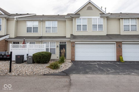 Photo of 2251 Colfax Lane, Indianapolis, IN 46260 (MLS # 22126080)