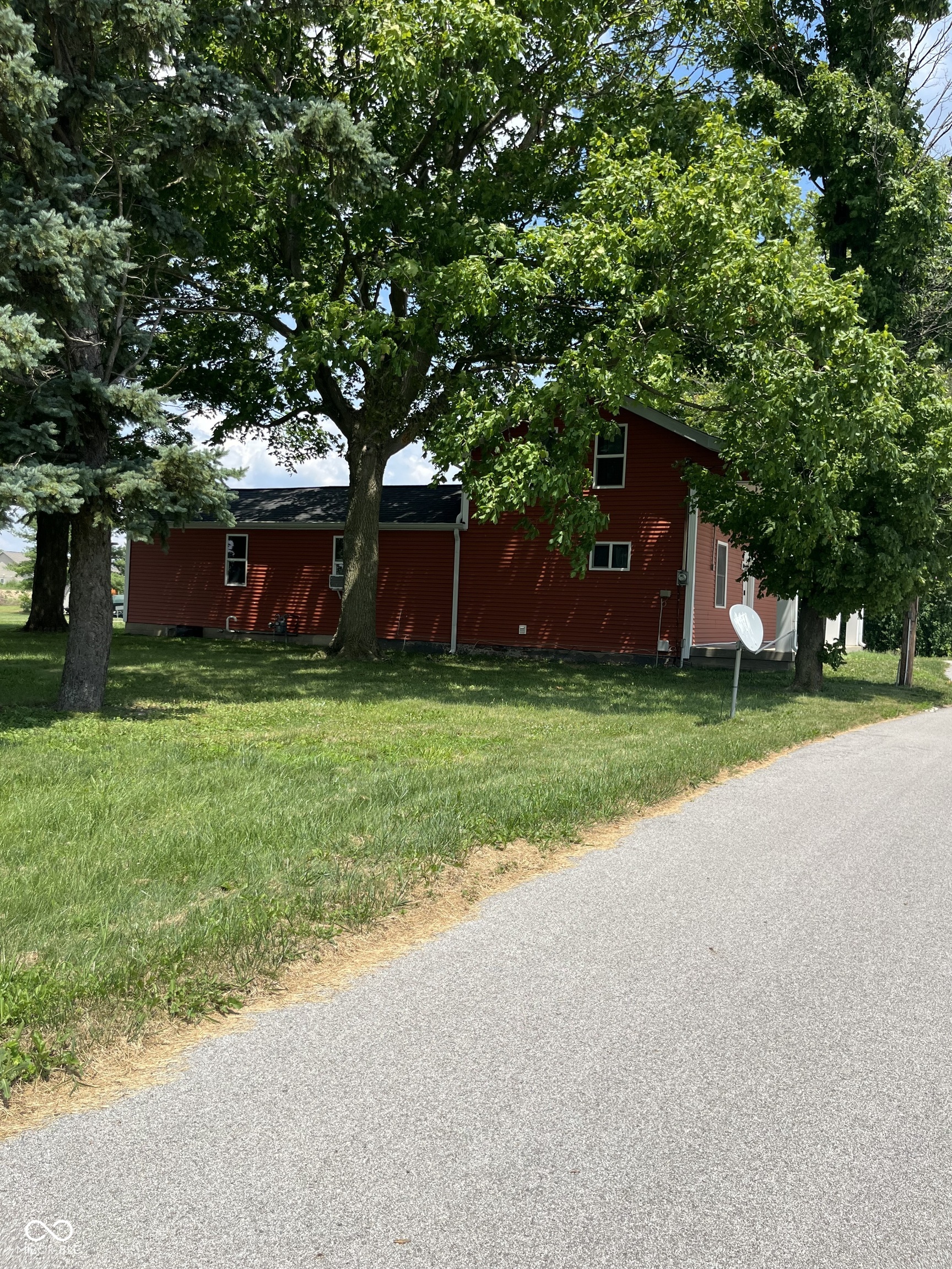 8186 E County Road 200 N