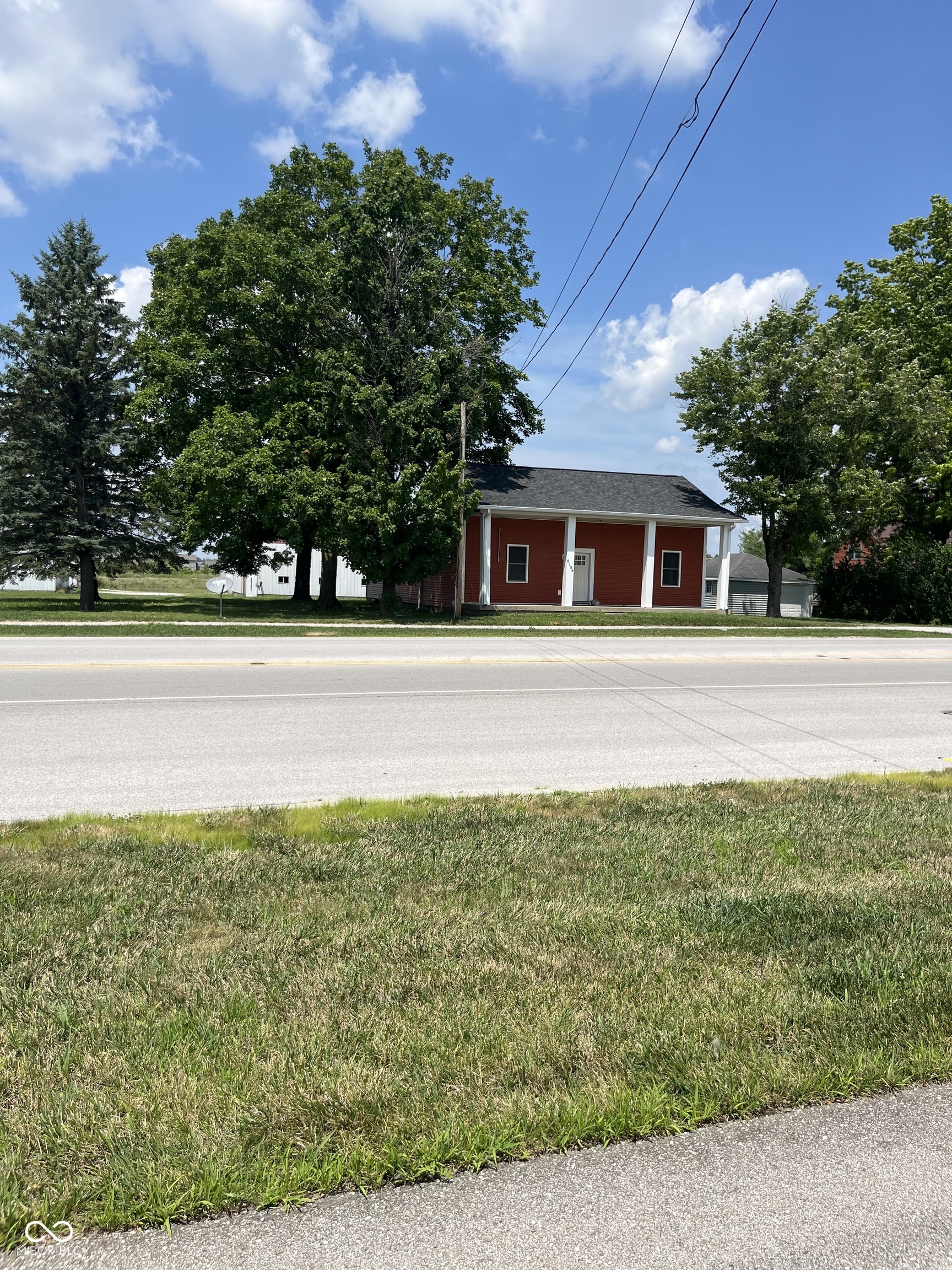 8186 E County Road 200 N