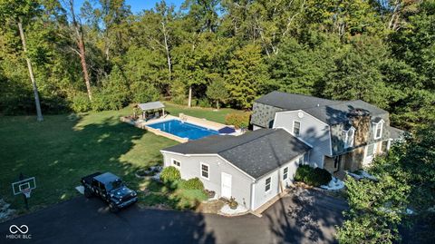 Photo of 15412 Southeastern Parkway, Fishers, IN 46037 (MLS # 22067057)