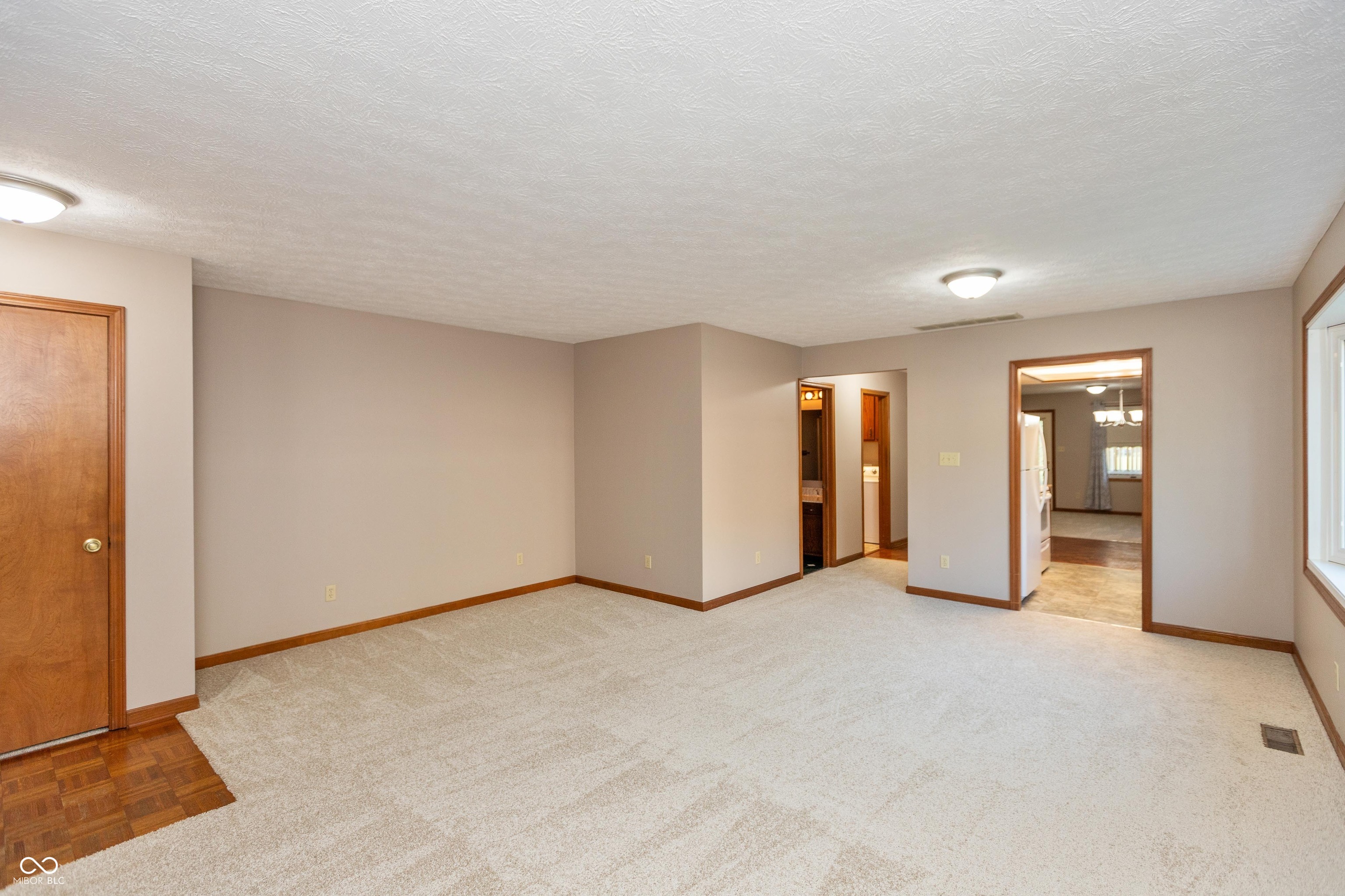 315 E College Avenue 20