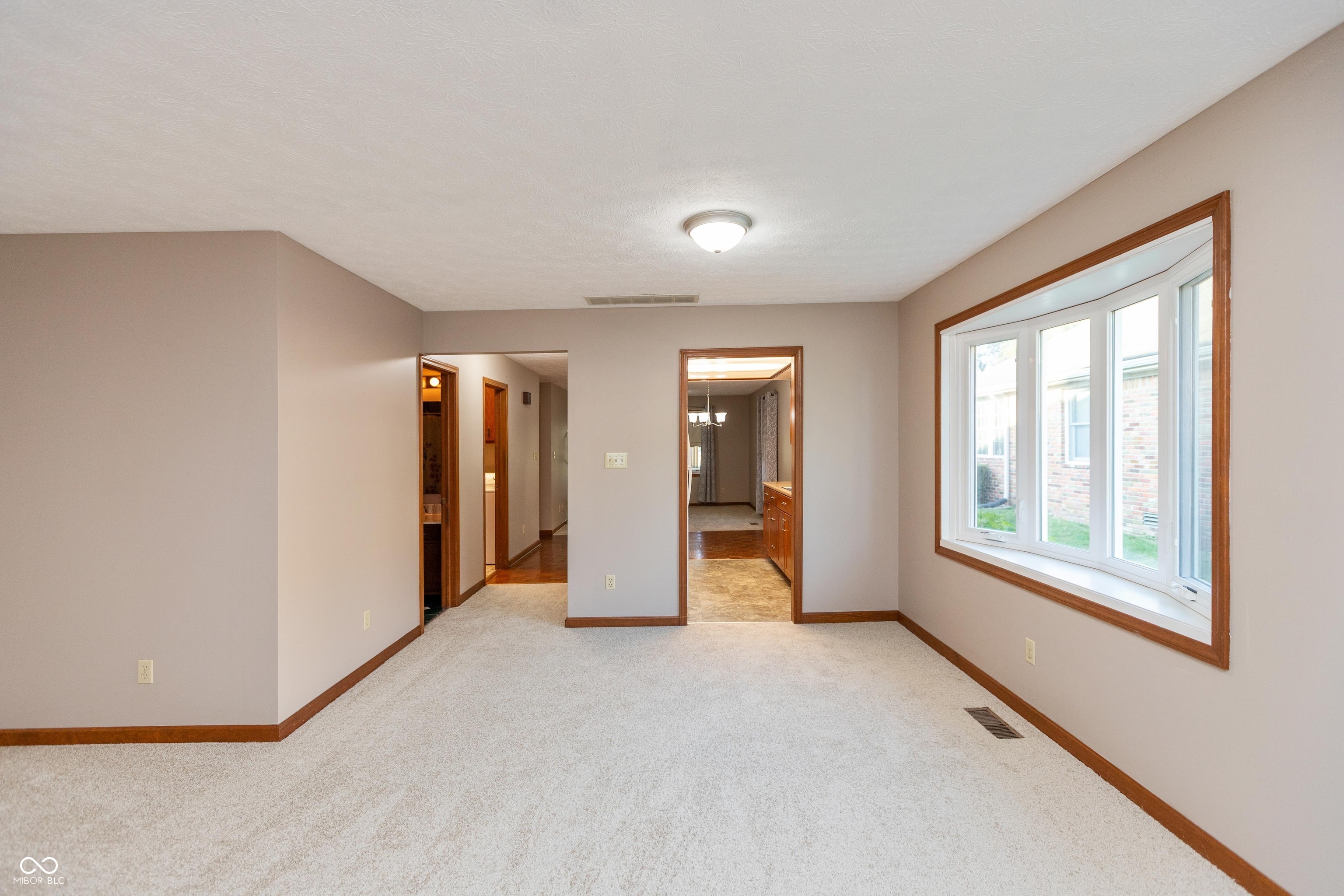 315 E College Avenue 20